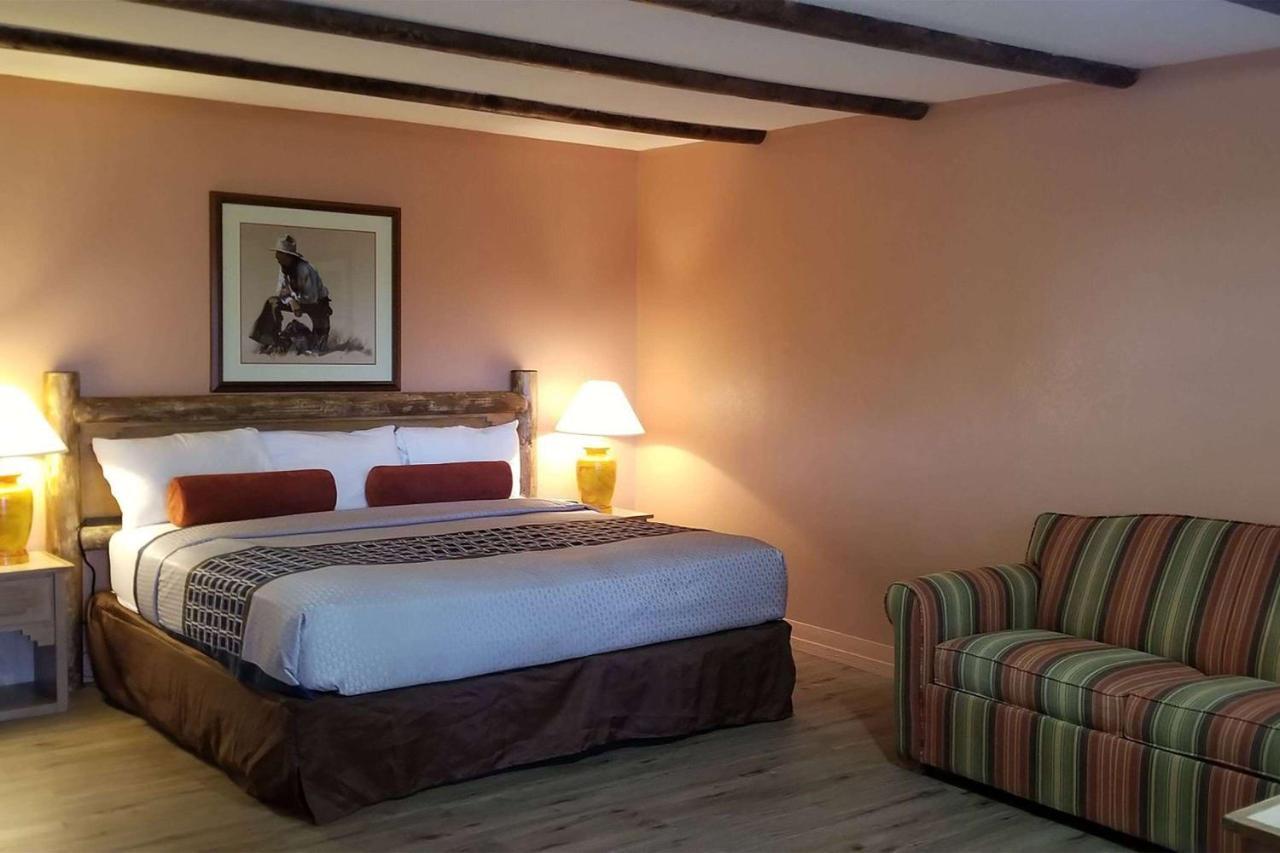 Casa Lemus Inn Raton Exterior photo