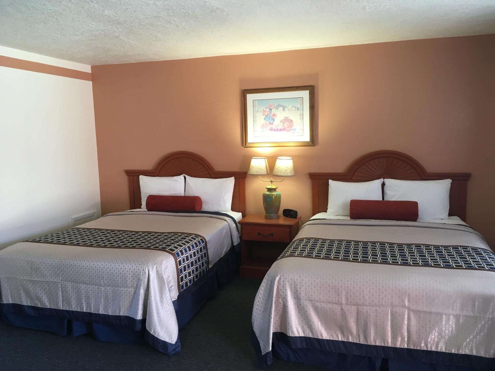 Casa Lemus Inn Raton Exterior photo